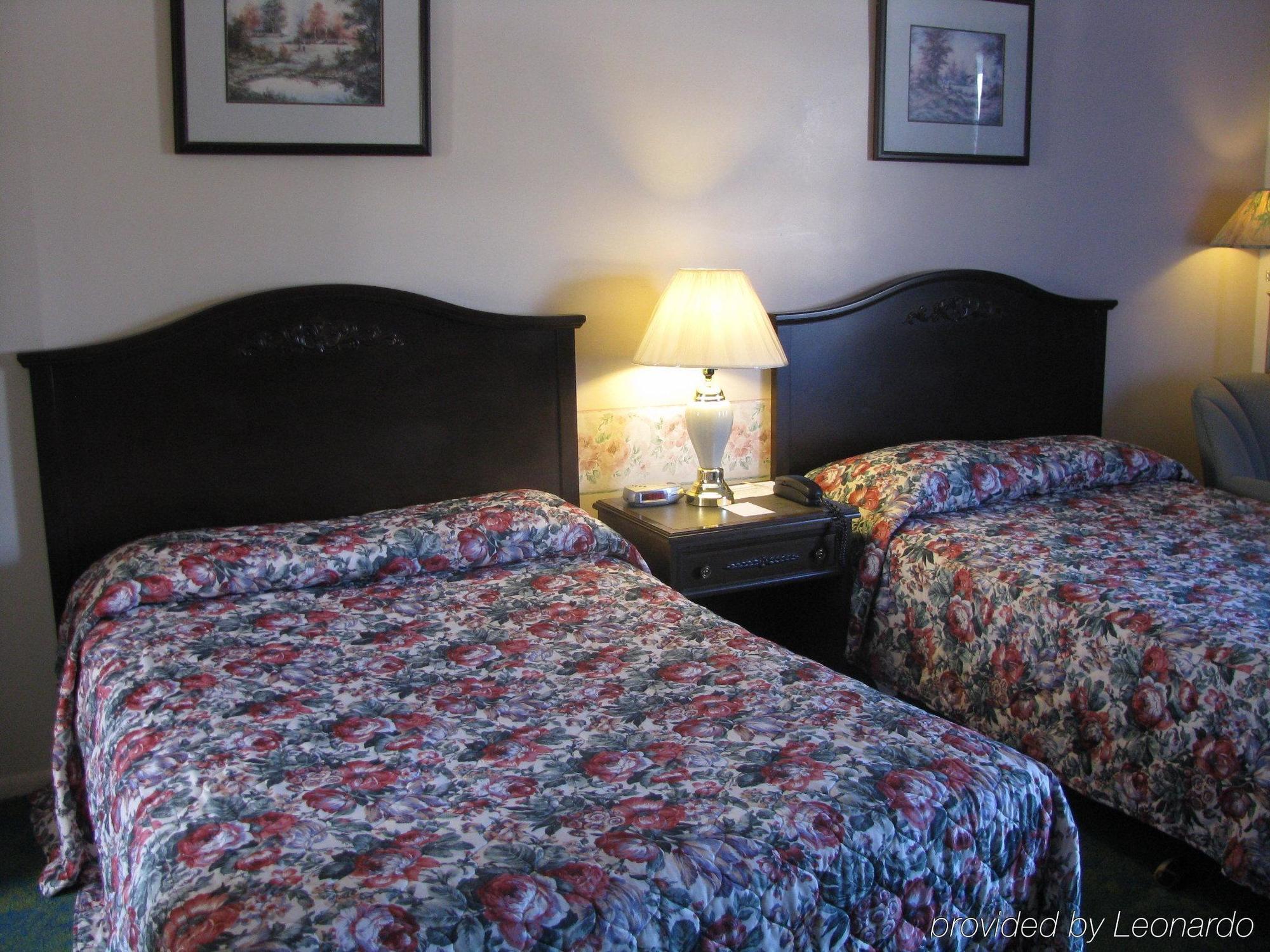 Chipican Motel Sarnia Esterno foto