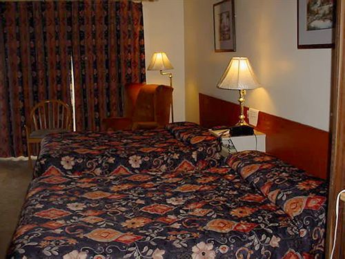 Chipican Motel Sarnia Esterno foto
